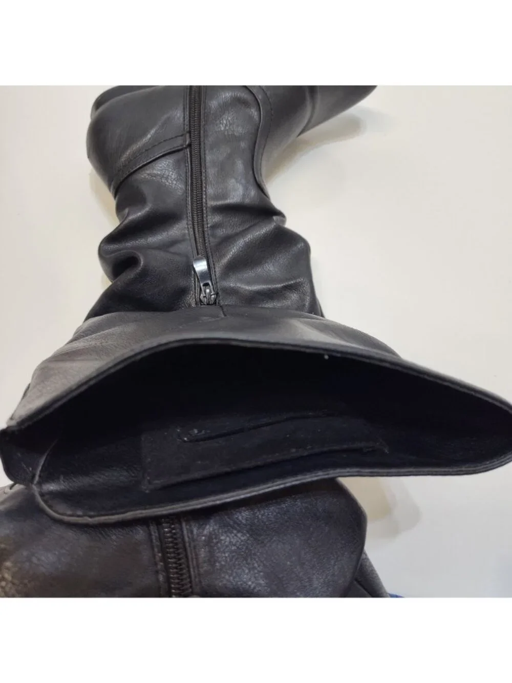 Dream Pairs Knee-High Boots Secret Compartment Size 7 Faux Leather Soft Interior